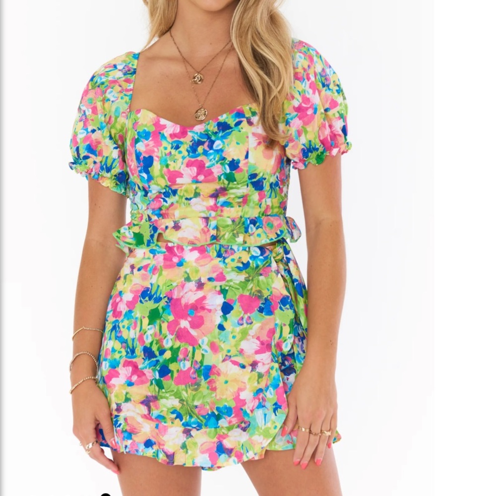 Show me your MuMu Lila top in Pansy print
